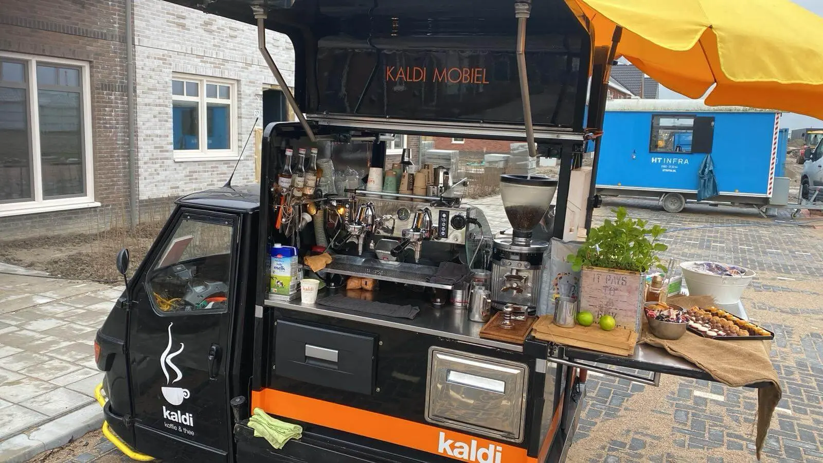 Kaldi mobiel koffiekar op locatie