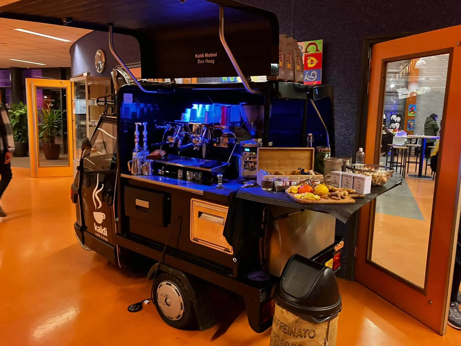 Kaldi mobiel piaggio opengeklapt